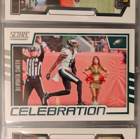 Philadelphia Eagles Assorted 9 Mint Cards - Picture 9 of 16